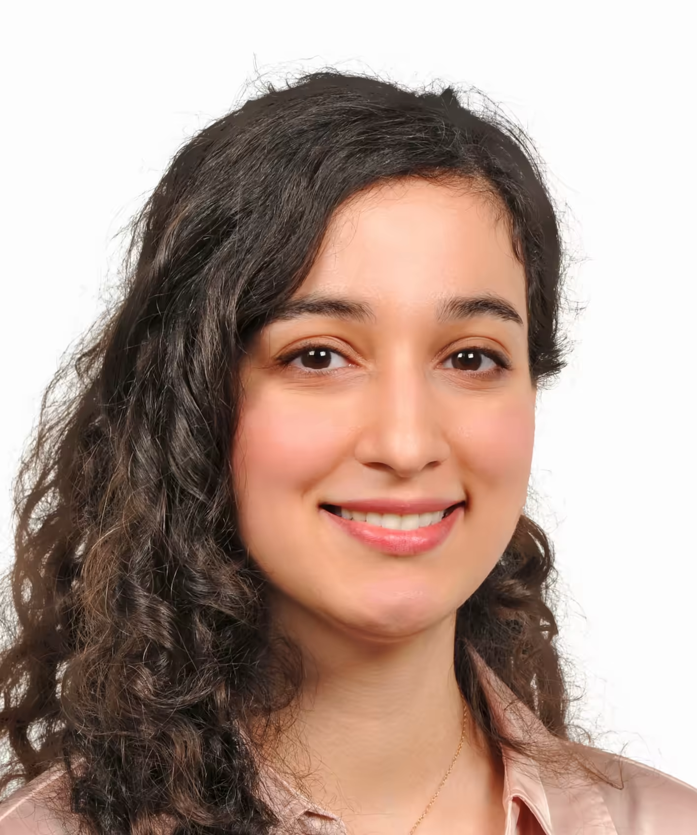 Mahta Khoobi